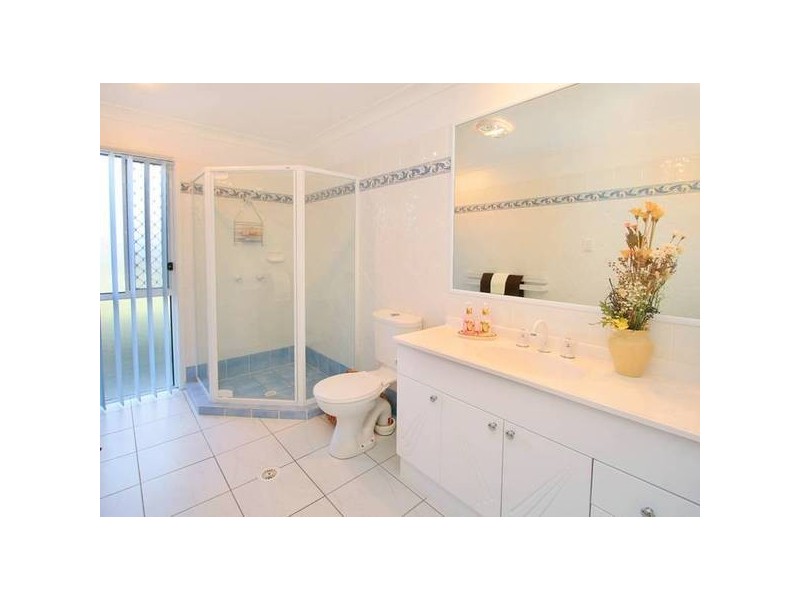 3651 Mt Linsesay Hwy, Park Ridge QLD 4125
