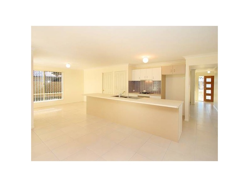 18 Golden Penda Drive, Jimboomba QLD 4280