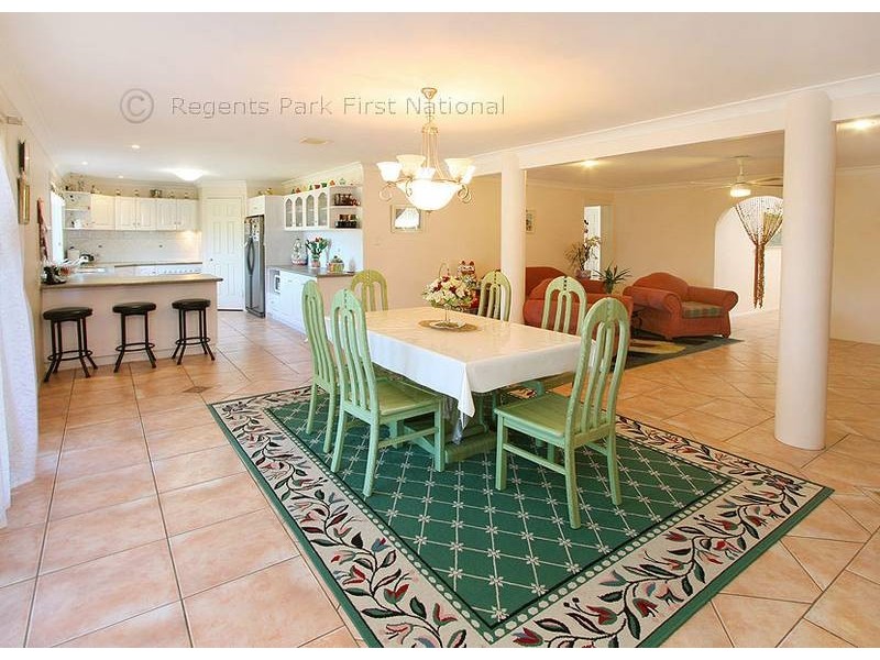 672 Middle Road, Greenbank QLD 4124