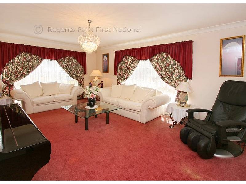 672 Middle Road, Greenbank QLD 4124