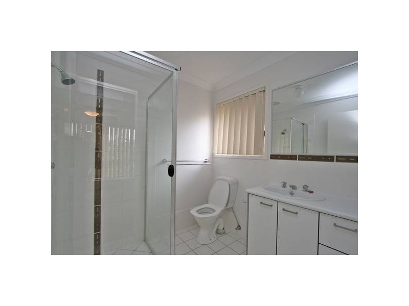 14 Sunrise Crescent, Regents Park QLD 4118