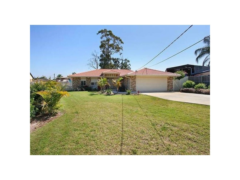 33 Newburn Street, Hillcrest QLD 4118