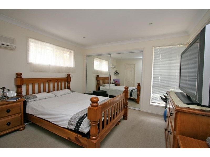 104 Parkroyal Cr.,, Regents Park QLD 4118
