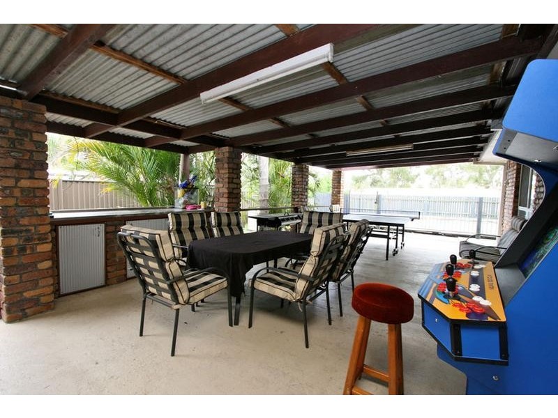104 Parkroyal Cr.,, Regents Park QLD 4118