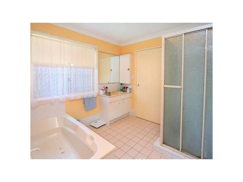 7 Mareeba Ct, Boronia Heights QLD 4124