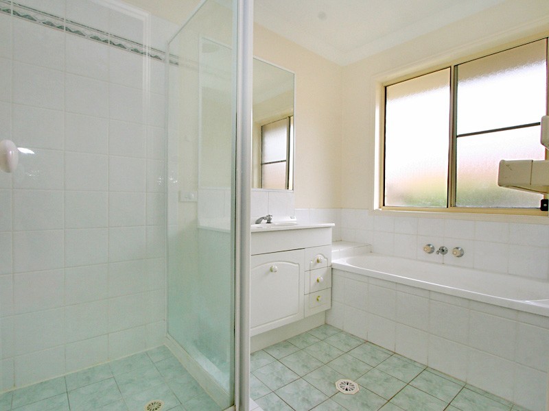 857 Wembley Road, Regents Park QLD 4118