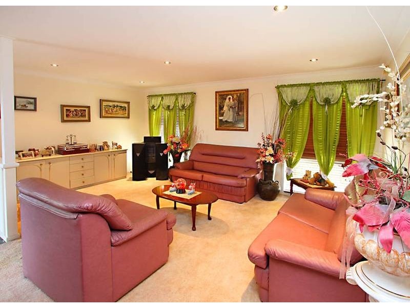 35 Cianthus, Regents Park QLD 4118