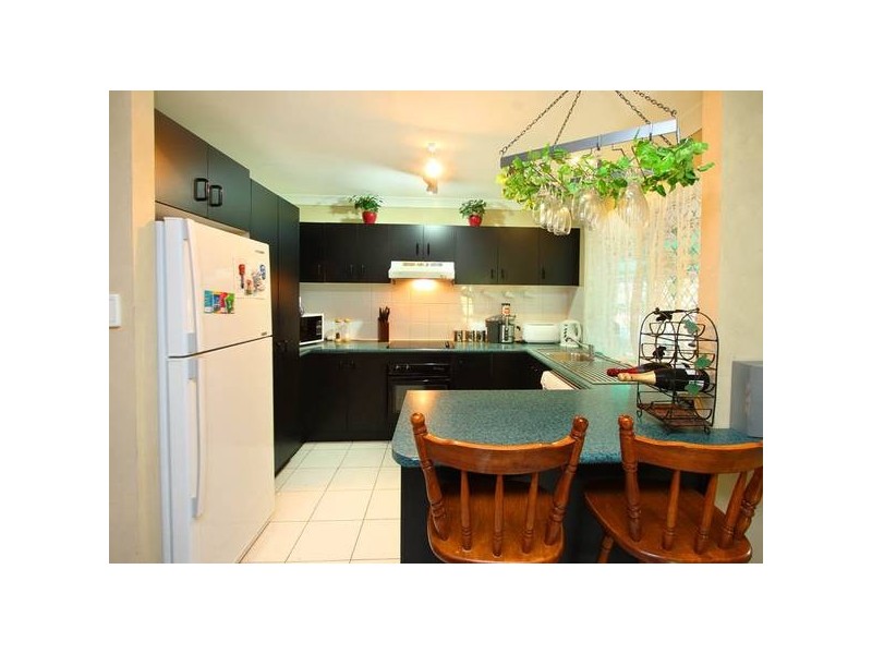 102 Redgum Drive, Regents Park QLD 4118