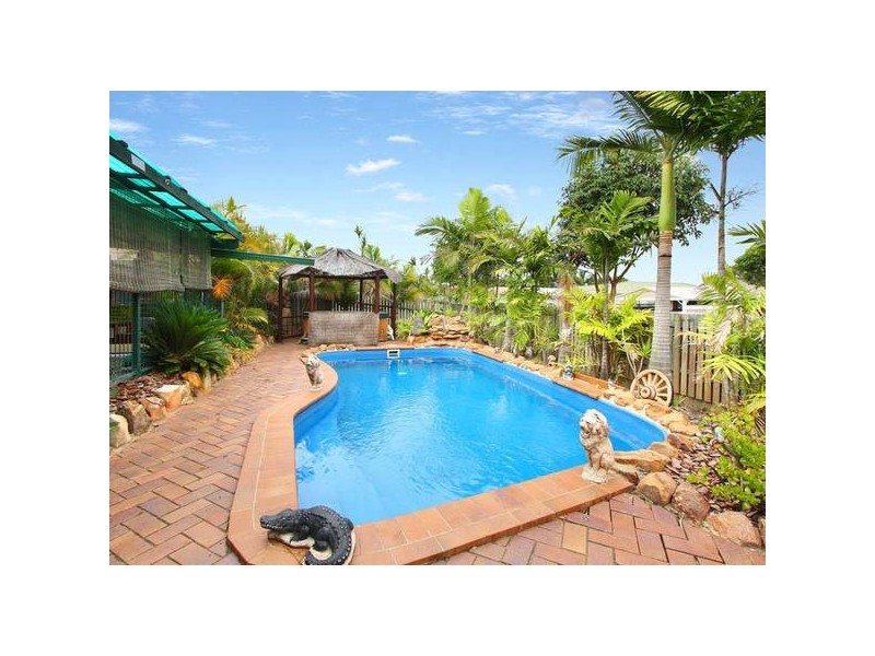 102 Redgum Drive, Regents Park QLD 4118