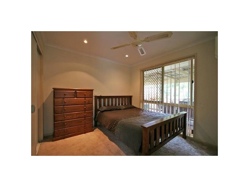 Regents Park QLD 4118