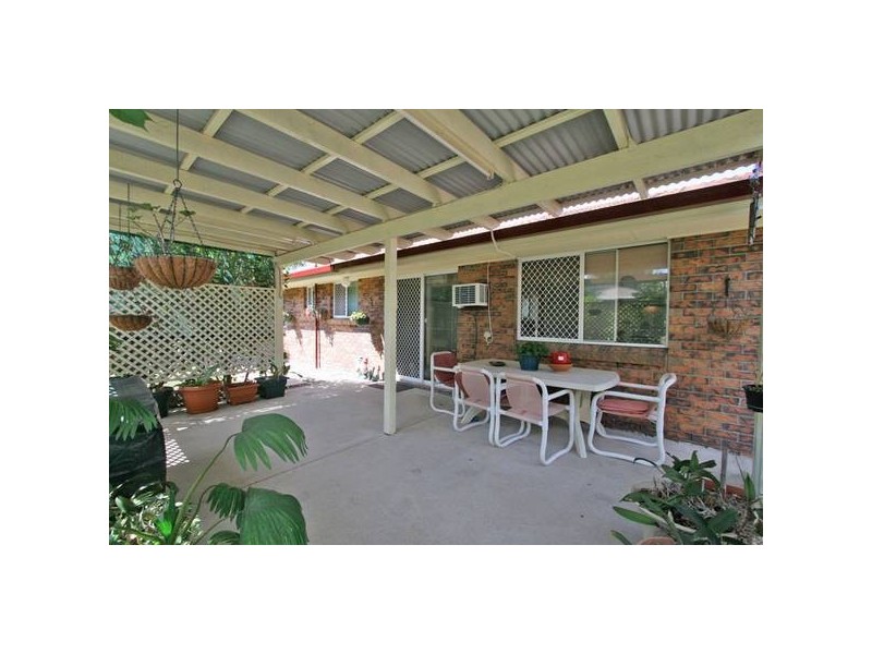 Regents Park QLD 4118