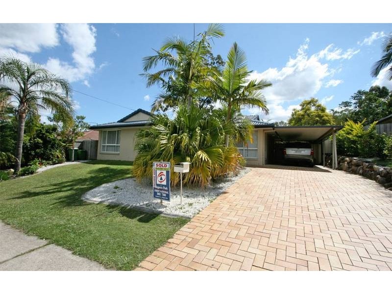122 EMERALD DRIVE, Regents Park QLD 4118