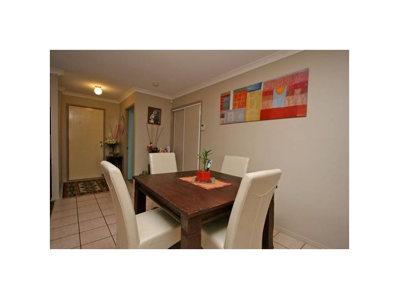 11 Park Close, Hillcrest QLD 4118