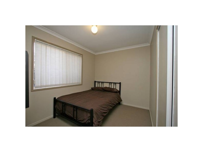 11 Park Close, Hillcrest QLD 4118