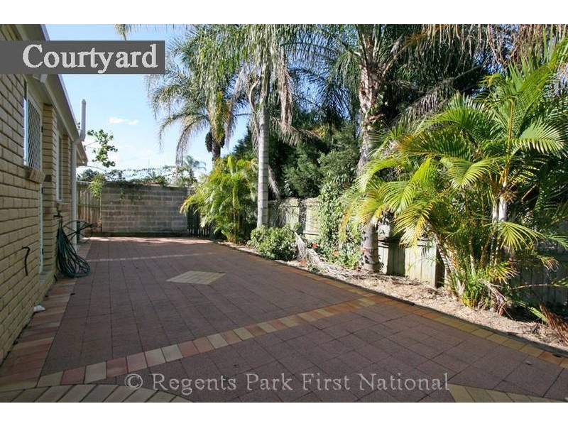 47 Haldham Crs, Regents Park QLD 4118