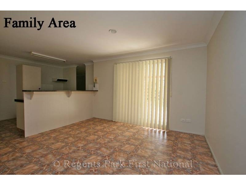 47 Haldham Crs, Regents Park QLD 4118