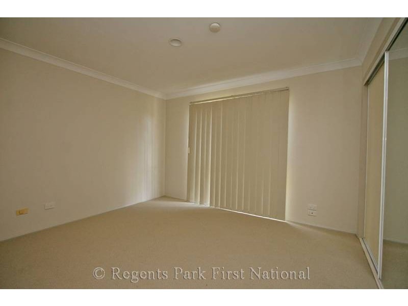 47 Haldham Crs, Regents Park QLD 4118