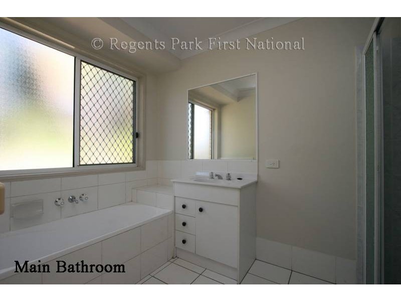 47 Haldham Crs, Regents Park QLD 4118