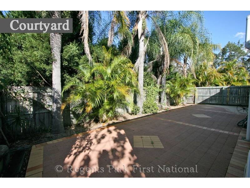 47 Haldham Crs, Regents Park QLD 4118