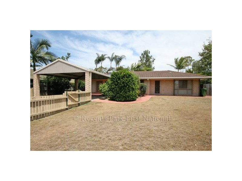 102 Bottlebrush Drive, Regents Park QLD 4118