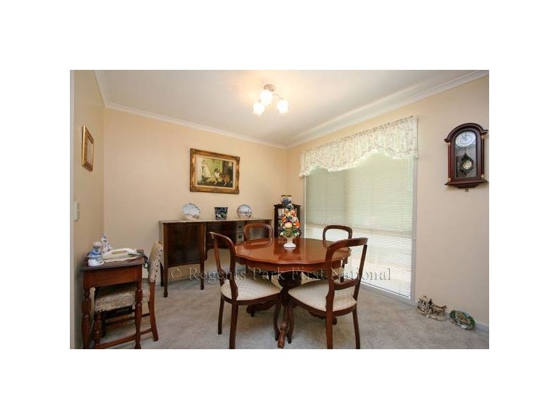 102 Bottlebrush Drive, Regents Park QLD 4118