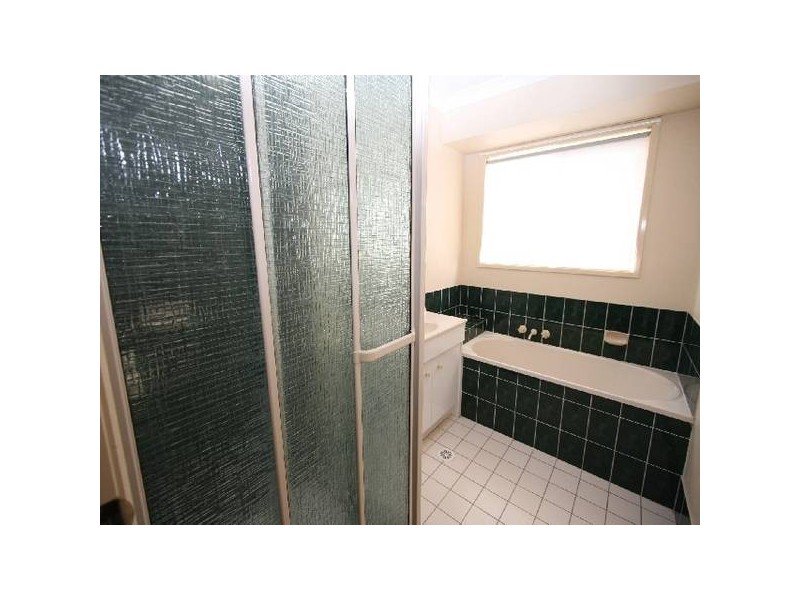 14 ROWENA COURT, Boronia Heights QLD 4124