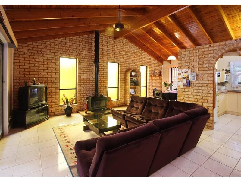 20 Antlia Street, Regents Park QLD 4118