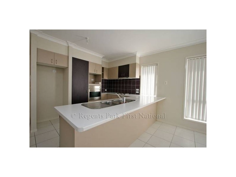 85 SANCTUARY DRIVE, Forest Lake QLD 4078
