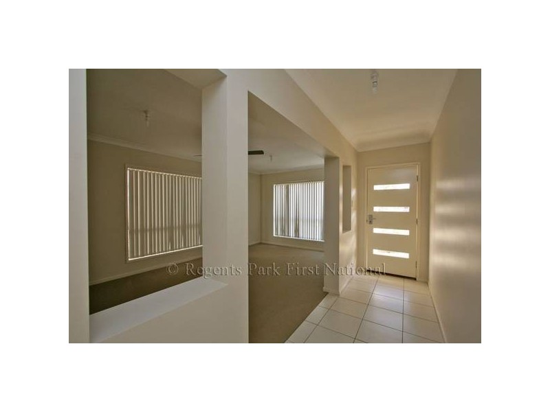 85 SANCTUARY DRIVE, Forest Lake QLD 4078