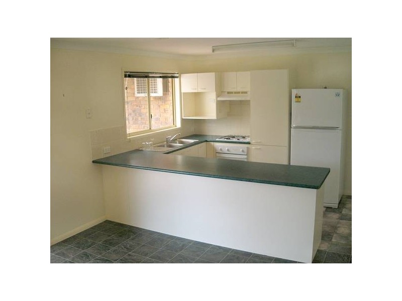 11 BARRON COURT, Hillcrest QLD 4118