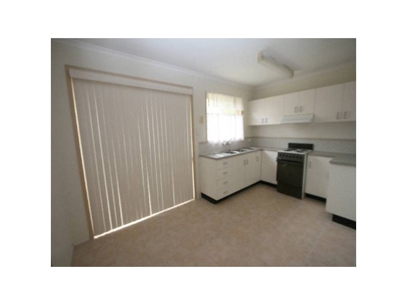 10 HYSTEN STREET, Boronia Heights QLD 4124