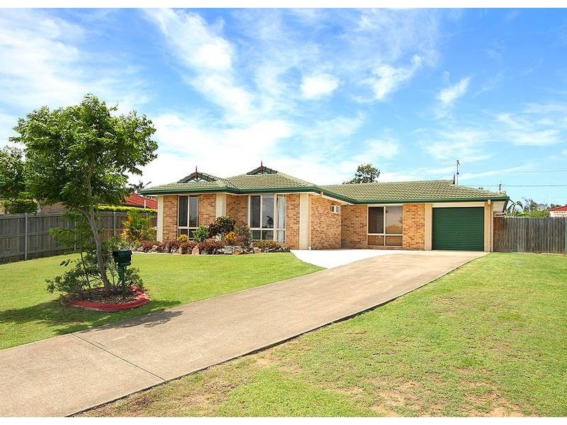 13 Barcoo Ct, Hillcrest QLD 4118