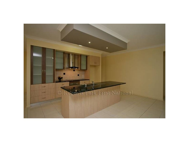 Regents Park QLD 4118
