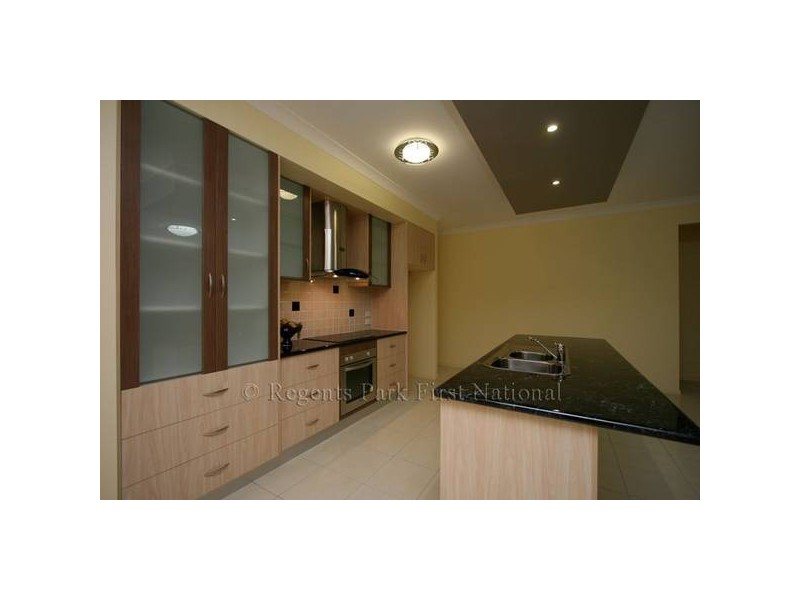 Regents Park QLD 4118