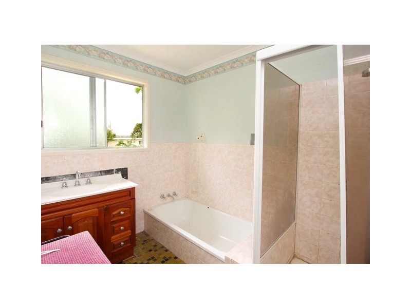 38 Bambil, Crestmead QLD 4132