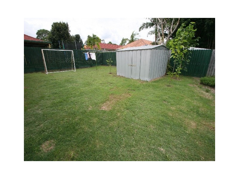 3 IBROX COURT, Regents Park QLD 4118