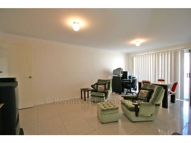 20 Hydrabad Street,, Regents Park QLD 4118