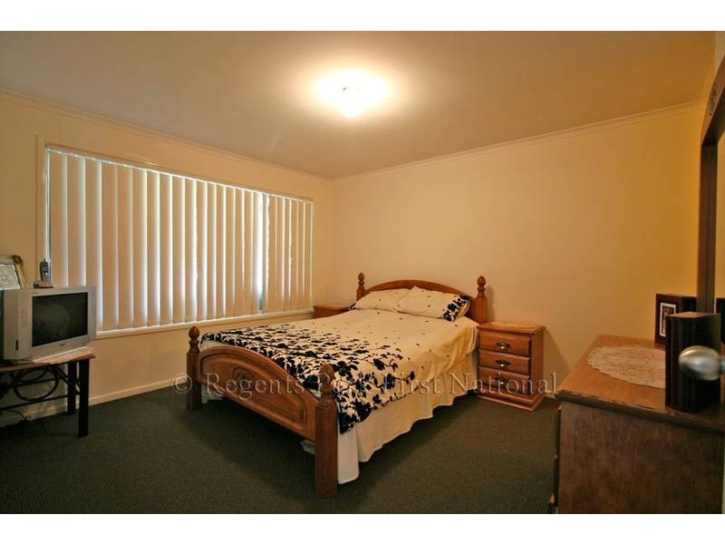 20 Hydrabad Street,, Regents Park QLD 4118