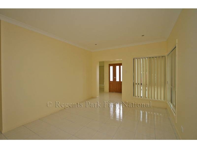 12 Matson, Regents Park QLD 4118