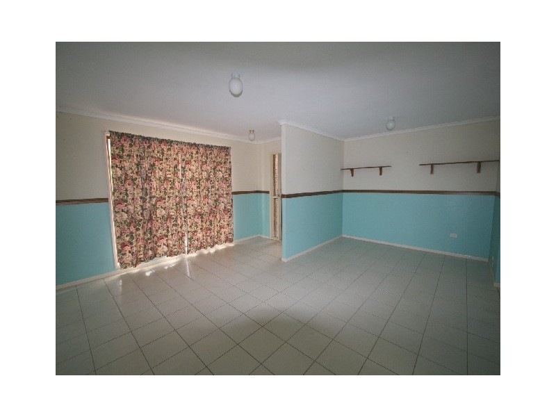 190 EMERALD DRIVE, Regents Park QLD 4118