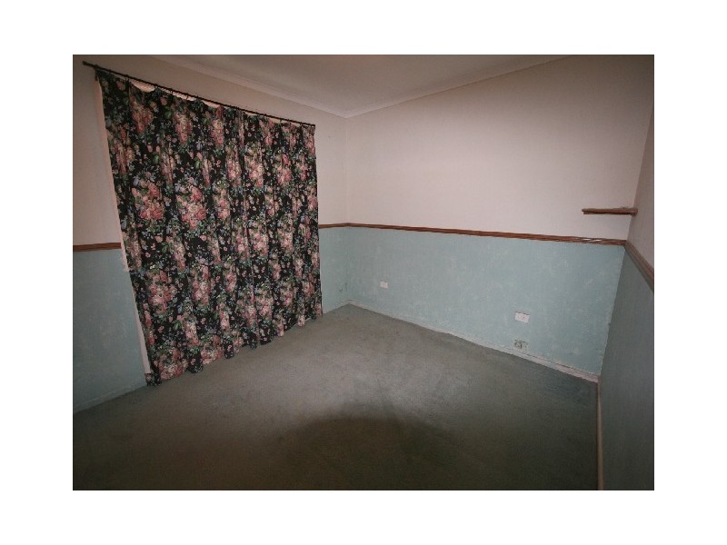 190 EMERALD DRIVE, Regents Park QLD 4118