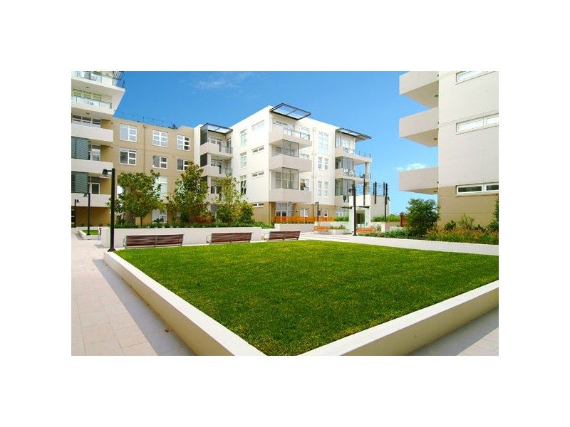 17/5 Bay Drive, Meadowbank NSW 2114