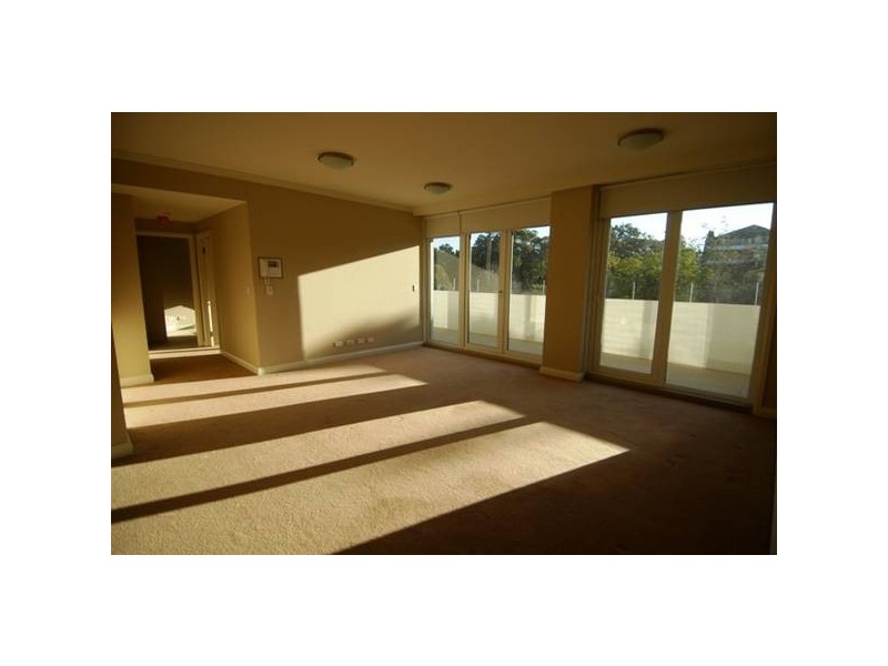 17/5 Bay Drive, Meadowbank NSW 2114