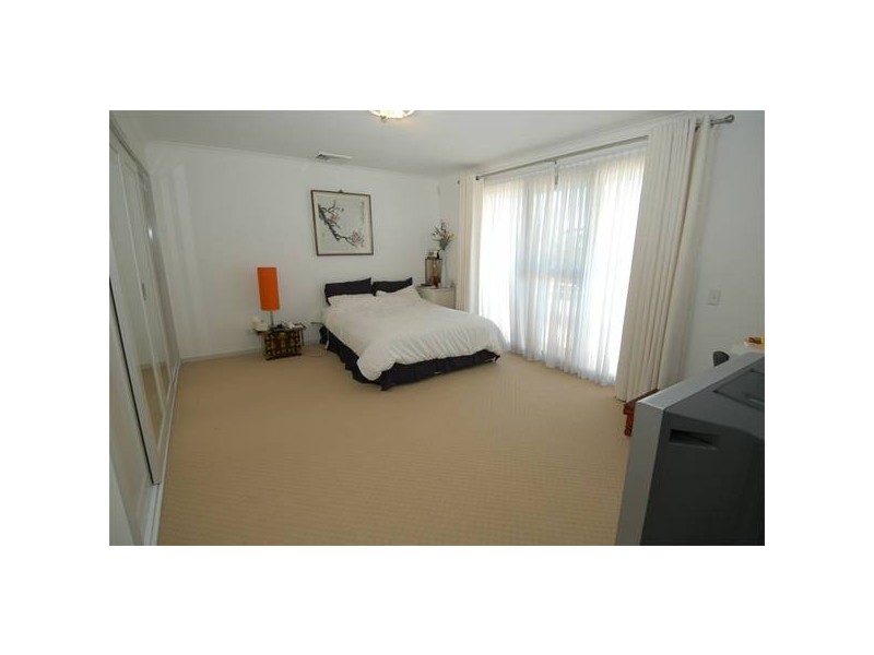 2 Edgewood Crescent, Cabarita NSW 2137