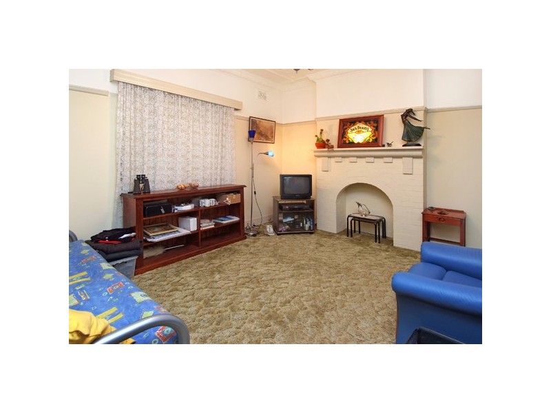 Wellbank Street, Concord NSW 2137