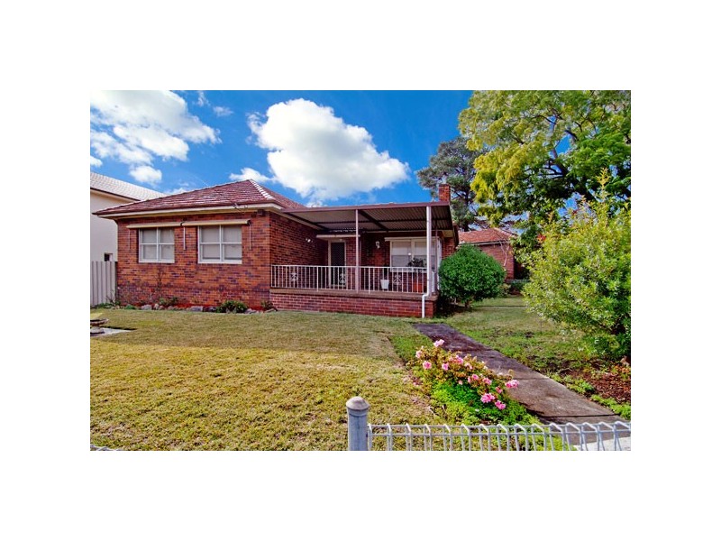 Wellbank Street, Concord NSW 2137