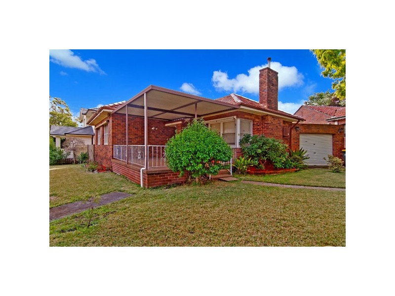 Wellbank Street, Concord NSW 2137