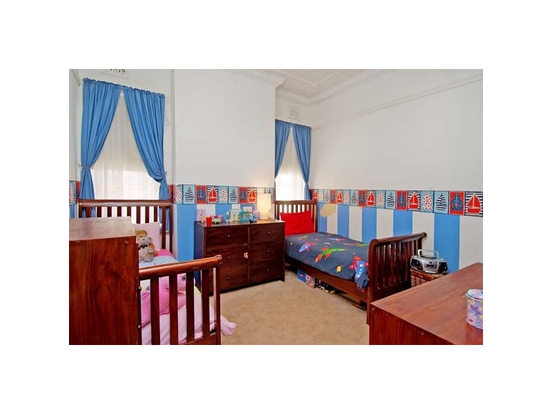 19 Medora Street, Cabarita NSW 2137