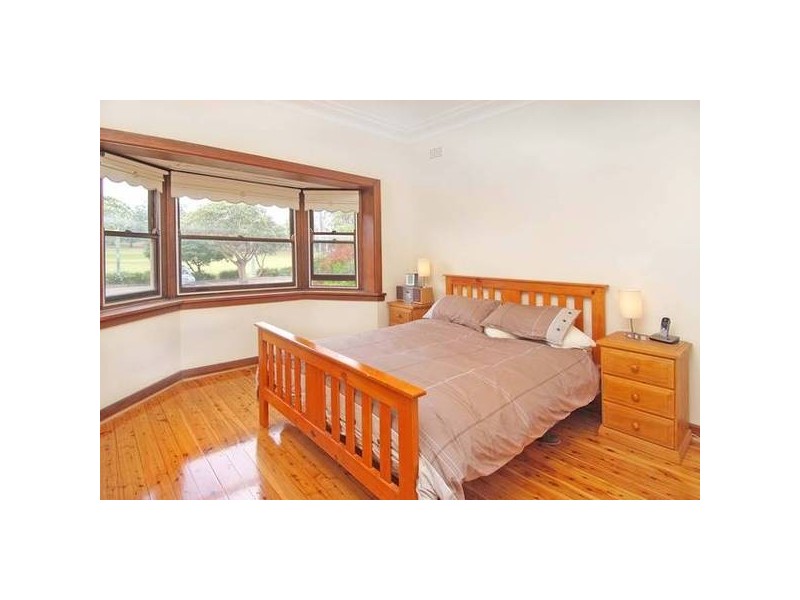 12 Addison Ave, Concord NSW 2137