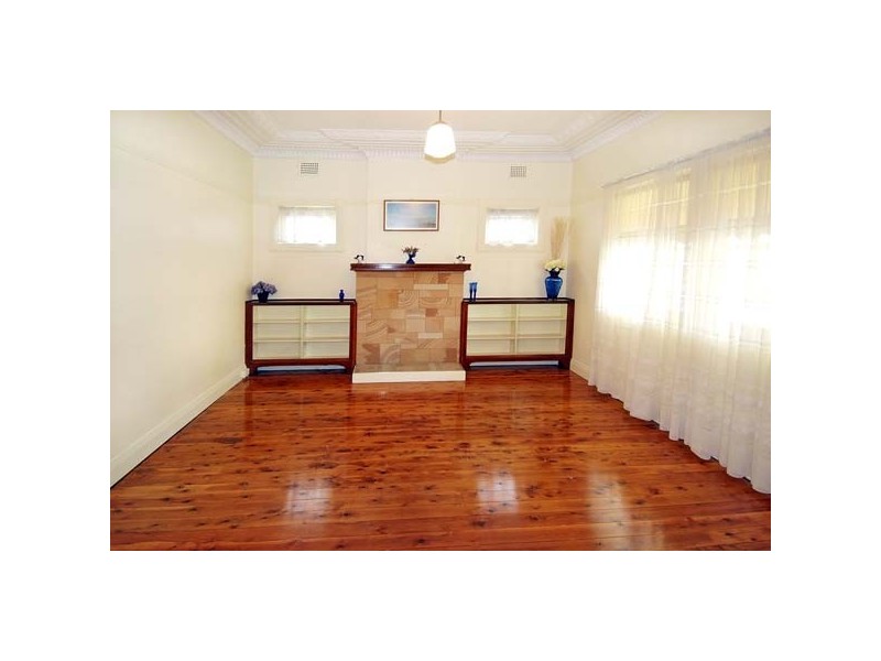 22 Harrison Ave, Concord West NSW 2138